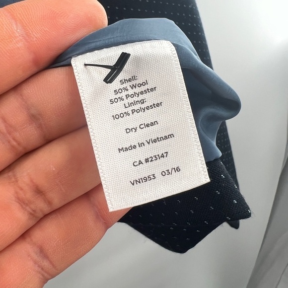 Talbots Aberdeen Wool Blend Blazer Navy Blue Jacket Lined Mini Dot Size 14WP New - Picture 7 of 8